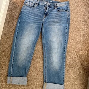 Old Navy Wow Boyfriend Mid Rise Jeans - Size 8 Petite